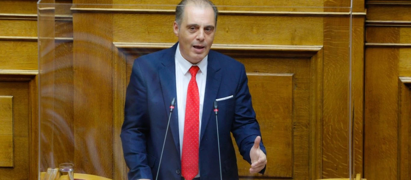 Κ.Βελόπουλος: «Ανακηρύσσετε ΑΟΖ στην δύση αλλά στο Αιγαίο τίποτα - Υψώνετε φοβική σημαία απέναντι στην Τουρκία»